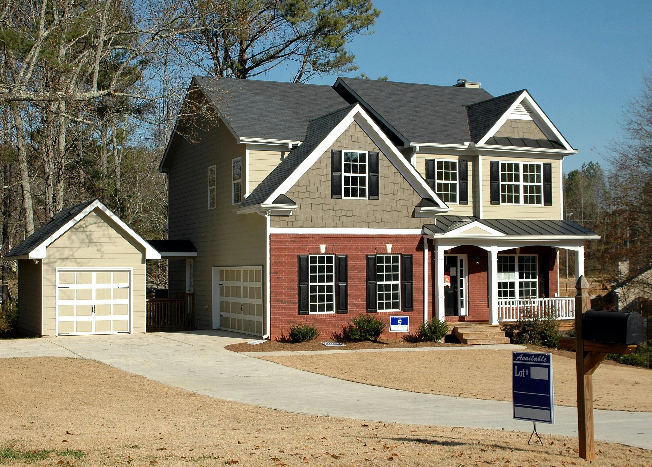 Durham real estate market comparison chart showing new construction versus resale pricing trends